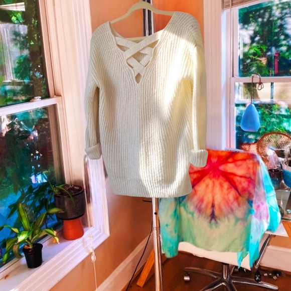 Sweaters - cream dainty crossed back sweater 🔮